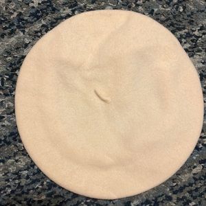 Crème wool beret
